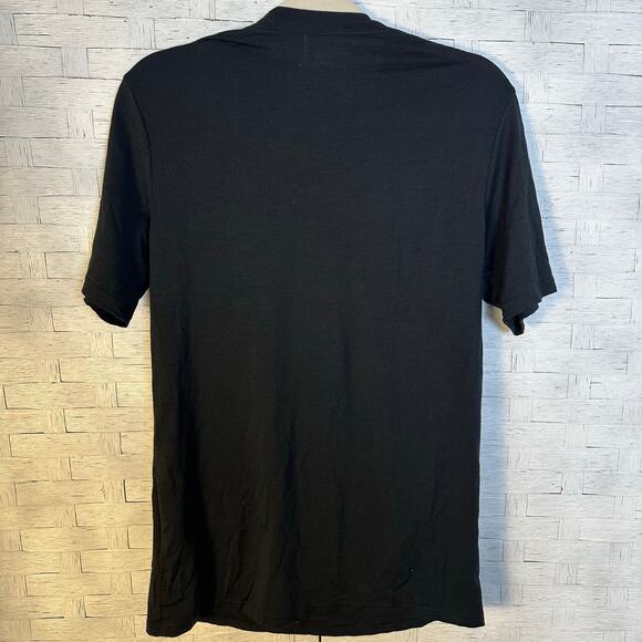 Kathmandu men’s T-Shirt Black 100% marina wall base layer cozycore Gorpcore ￼ - Picture 2 of 9